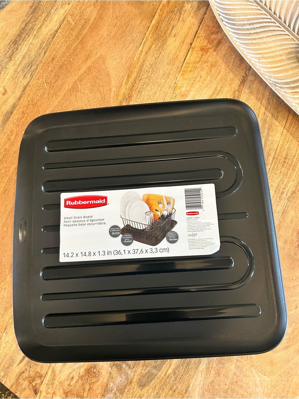 Rubbermaid Small Hard Rubber Dish Drain Board Blk-Style 118A 14.2x14.8 Brand New